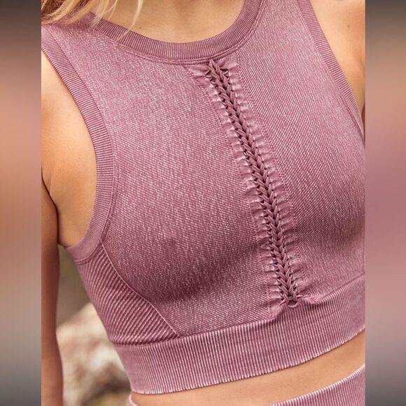 OFFLINE By Aerie Seamless Macrame Longline Sports Bra in Earthen Small - Picture 1 of 13